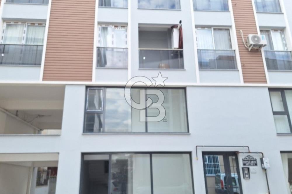 Çiğli Anadolu Caddesine Yakın Satılık Batar Katlı Dükkan