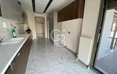 GAYDA ATAŞEHİR'DE HAVUZ MANZARALI FULL TADİLATLI KREDİYE UYGUN GENİŞ 3+1 DAİRE 