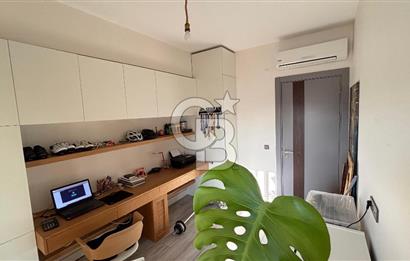GAYDA ATAŞEHİR'DE HAVUZ MANZARALI FULL TADİLATLI KREDİYE UYGUN GENİŞ 3+1 DAİRE 