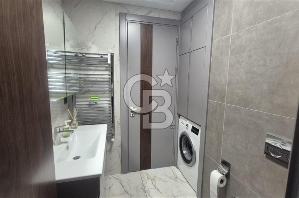 GAYDA ATAŞEHİR'DE HAVUZ MANZARALI FULL TADİLATLI KREDİYE UYGUN GENİŞ 3+1 DAİRE 