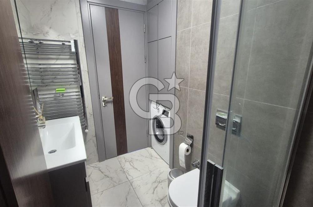 GAYDA ATAŞEHİR'DE HAVUZ MANZARALI FULL TADİLATLI KREDİYE UYGUN GENİŞ 3+1 DAİRE 
