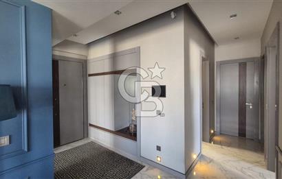 GAYDA ATAŞEHİR'DE HAVUZ MANZARALI FULL TADİLATLI KREDİYE UYGUN GENİŞ 3+1 DAİRE 