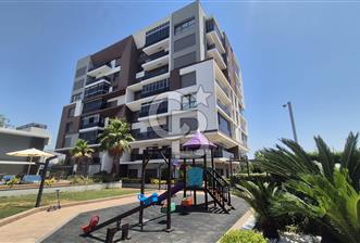 GAYDA ATAŞEHİR'DE HAVUZ MANZARALI FULL TADİLATLI KREDİYE UYGUN GENİŞ 3+1 DAİRE  - 5 - 360863