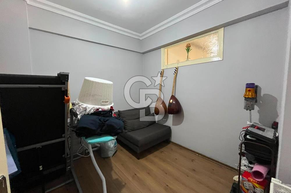 KARŞIYAKA BAHÇELİEVLER'DE GENİŞ 3+1 SATILIK DAİRE