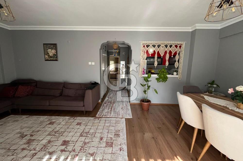 KARŞIYAKA BAHÇELİEVLER'DE GENİŞ 3+1 SATILIK DAİRE