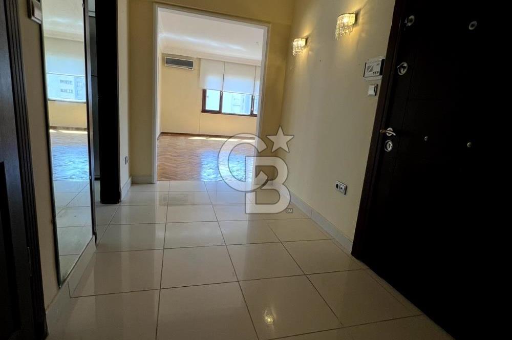 Suadiye'de Satılık 3+1 Daire, 135m², Prestijli Konum 