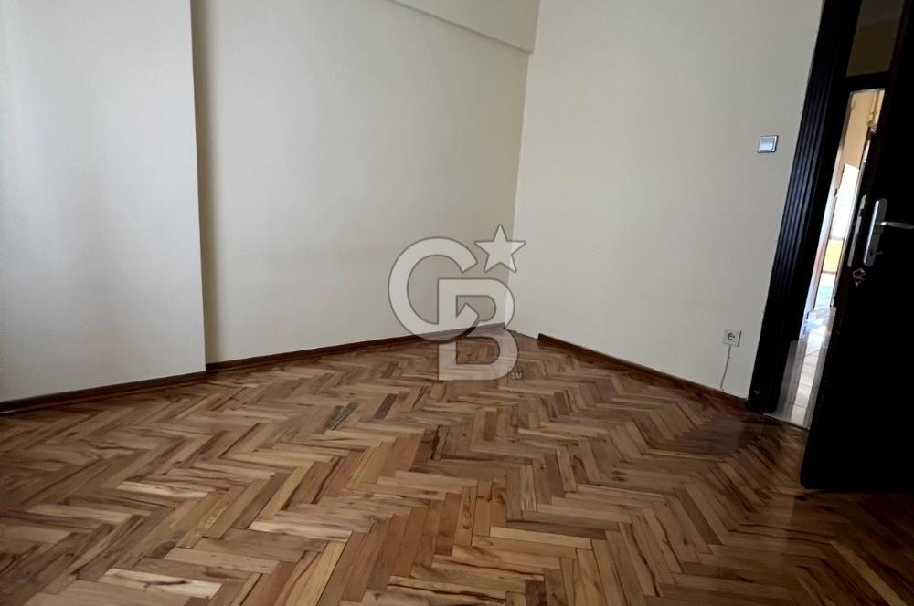 Suadiye'de Satılık 3+1 Daire, 135m², Prestijli Konum 