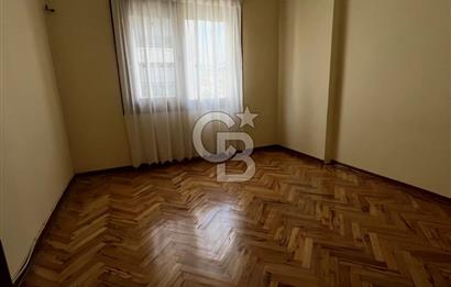 Suadiye'de Satılık 3+1 Daire, 135m², Prestijli Konum 