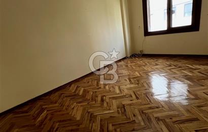 Suadiye'de Satılık 3+1 Daire, 135m², Prestijli Konum 