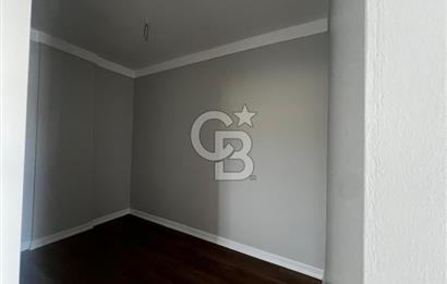 ŞEHİTALİ PET KONUT SİTESİTESİNDE SATILIK 4+2 TAM MÜSTAKİL VİLLA