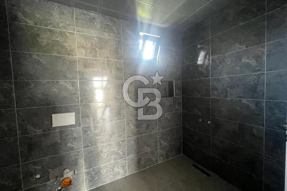ŞEHİTALİ PET KONUT SİTESİTESİNDE SATILIK 4+2 TAM MÜSTAKİL VİLLA