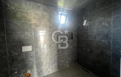 ŞEHİTALİ PET KONUT SİTESİTESİNDE SATILIK 4+2 TAM MÜSTAKİL VİLLA