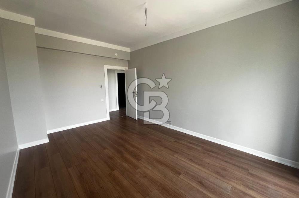 ŞEHİTALİ PET KONUT SİTESİTESİNDE SATILIK 4+2 TAM MÜSTAKİL VİLLA