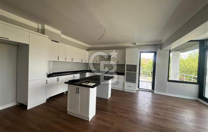 ŞEHİTALİ PET KONUT SİTESİTESİNDE SATILIK 4+2 TAM MÜSTAKİL VİLLA