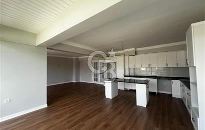 ŞEHİTALİ PET KONUT SİTESİTESİNDE SATILIK 4+2 TAM MÜSTAKİL VİLLA
