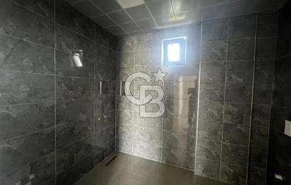ŞEHİTALİ PET KONUT SİTESİTESİNDE SATILIK 4+2 TAM MÜSTAKİL VİLLA