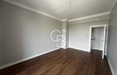 ŞEHİTALİ PET KONUT SİTESİTESİNDE SATILIK 4+2 TAM MÜSTAKİL VİLLA