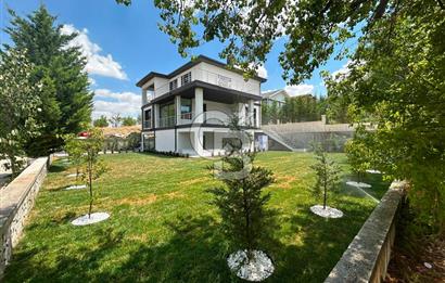 ŞEHİTALİ PET KONUT SİTESİTESİNDE SATILIK 4+2 TAM MÜSTAKİL VİLLA