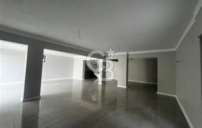 ŞEHİTALİ PET KONUT SİTESİTESİNDE SATILIK 4+2 TAM MÜSTAKİL VİLLA