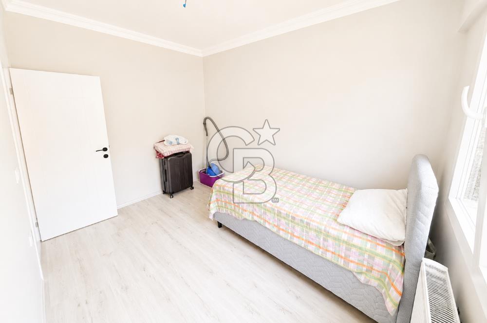 KİRALIK | Seyrek'te Havuz Cepheli, Eşyalı, 1 + 1 Daire