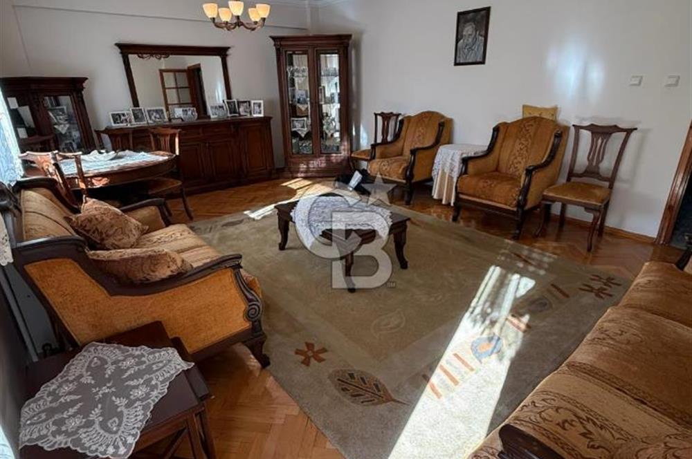 ŞİRİNYER EFELER MAHALLESİNDE 210 M2 SATILIK 4+1 DAİRE