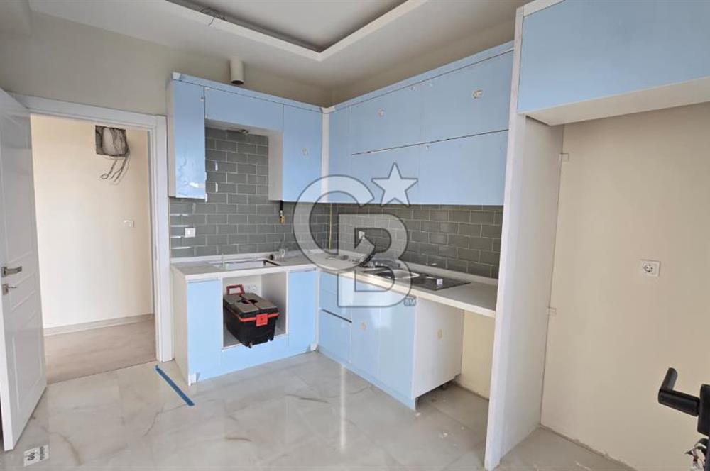 AYM Karşısı site içinde kapalı mutfak satılık 2+1 Daire