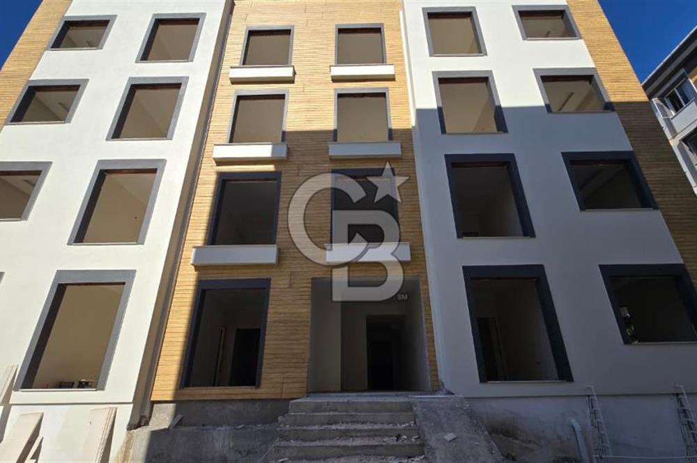 AYM Karşısı site içinde kapalı mutfak satılık 2+1 Daire