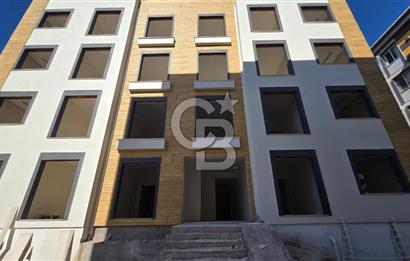 AYM Karşısı site içinde kapalı mutfak satılık 2+1 Daire