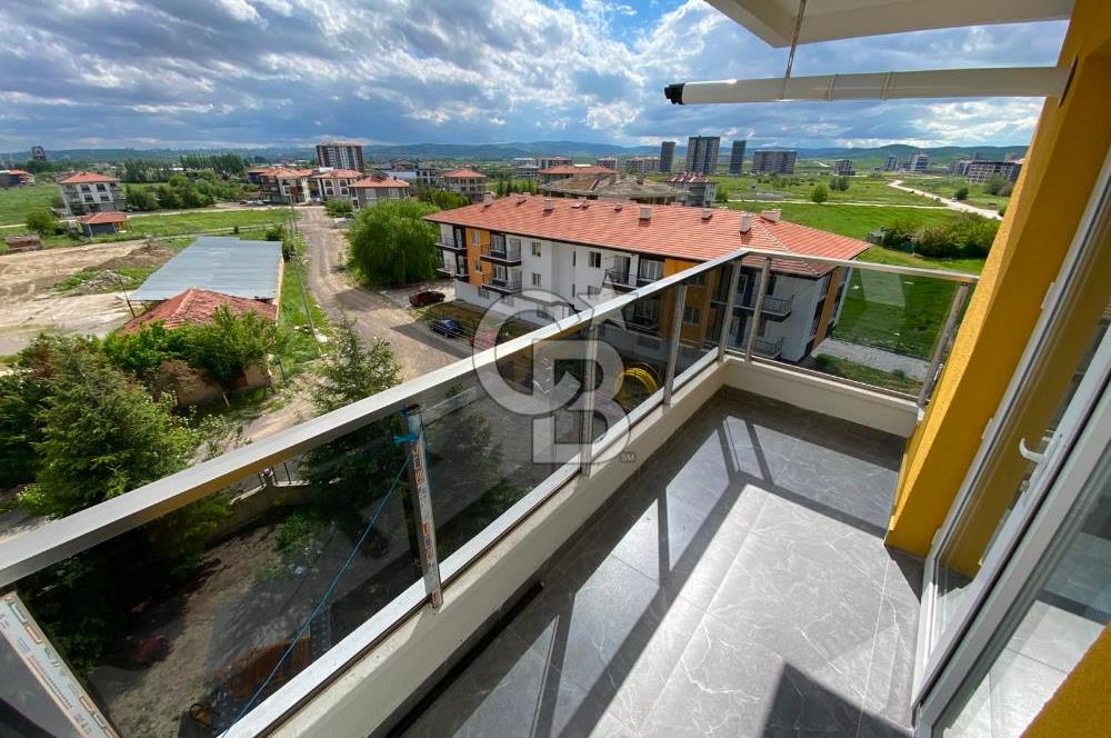 ÇUBUK KAMPÜS ESENBOĞADA OTURUMA HAZIR FERAH KİRALIK DAİRE