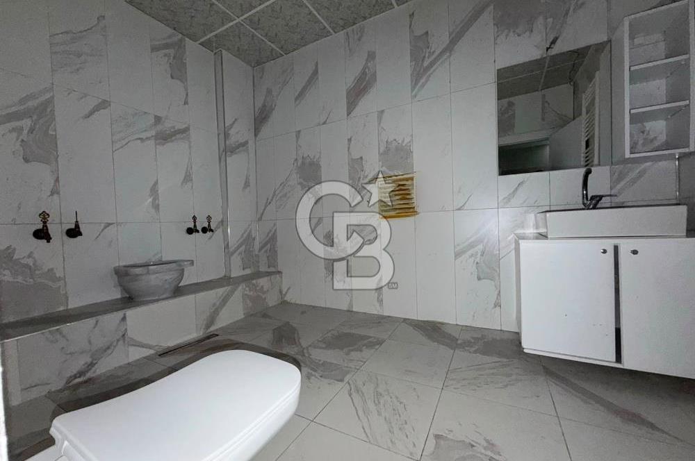 Büyükçekmece Oasis Villaları'nda Deniz Manzaralı 4+1 Lüks Villa