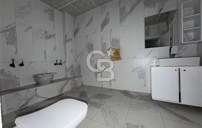 Büyükçekmece Oasis Villaları'nda Deniz Manzaralı 4+1 Lüks Villa