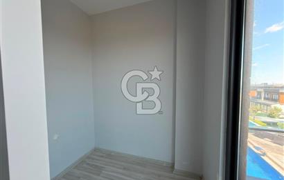 Büyükçekmece Oasis Villaları'nda Deniz Manzaralı 4+1 Lüks Villa
