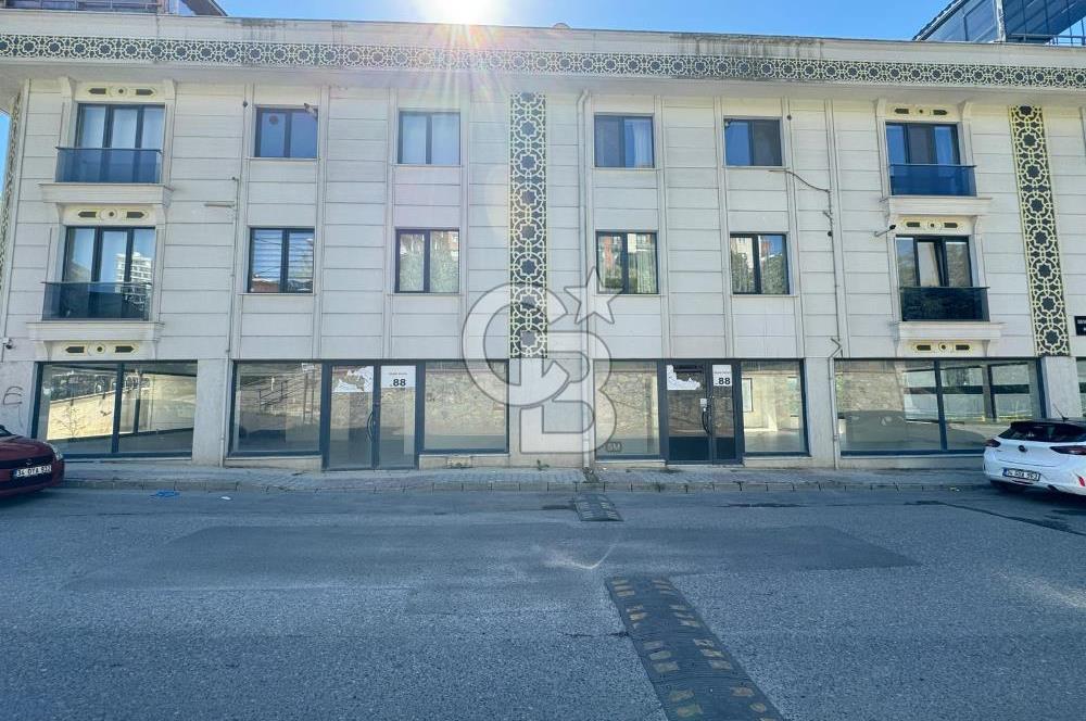 ARMAĞANEVLER MAHALLESİ'NDE 450M2 CADDE ÜZERİ İSKANLI DÜKKAN
