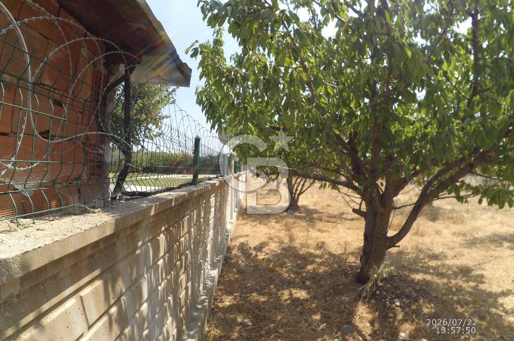 bornova yakaköyde 2700m2 yatırımlık tarla 