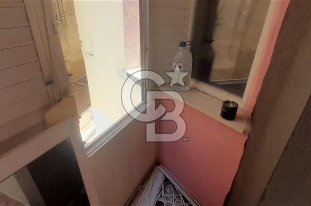 KARŞIYAKA TUNA MAHALLESİ'NDE MERKEZİ KONUMDA SATILIK 2+1 DAİRE