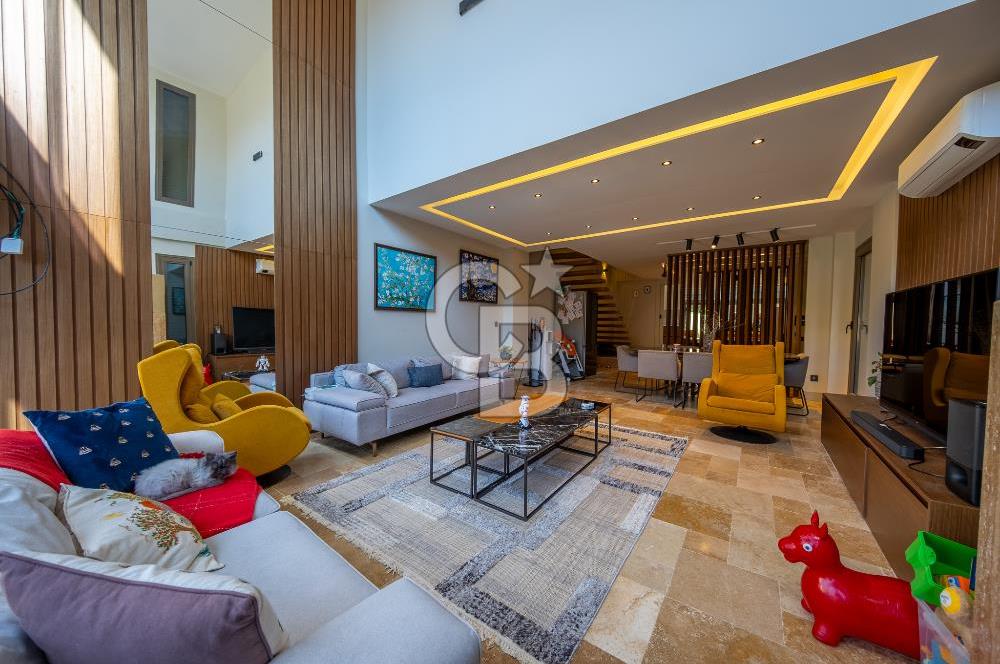 Güzelbahçe Yelki'de Kiralık Lüks Villa - Merkezi Sistemli