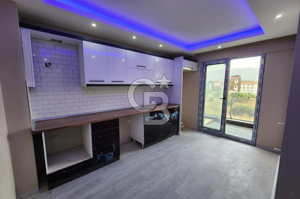 KEMALPAŞA ULUCAK'TA KULLANIŞLI 2+1 SATILIK SIFIR DAİRE