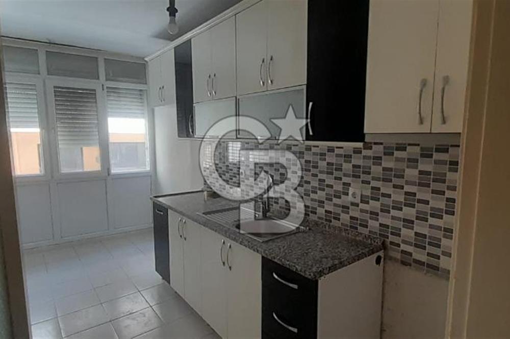 KARŞIYAKA TUNA MAHALLESİ'NDE MERKEZİ KONUMDA SATILIK 2+1 DAİRE