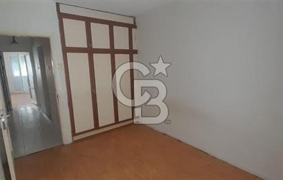 KARŞIYAKA TUNA MAHALLESİ'NDE MERKEZİ KONUMDA SATILIK 2+1 DAİRE