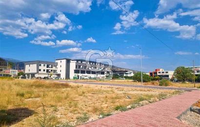 Muğla Menteşe Emirbeyazıt Mahallesi Köşe Parsel Ticari İmarlı Hisseli Arsa