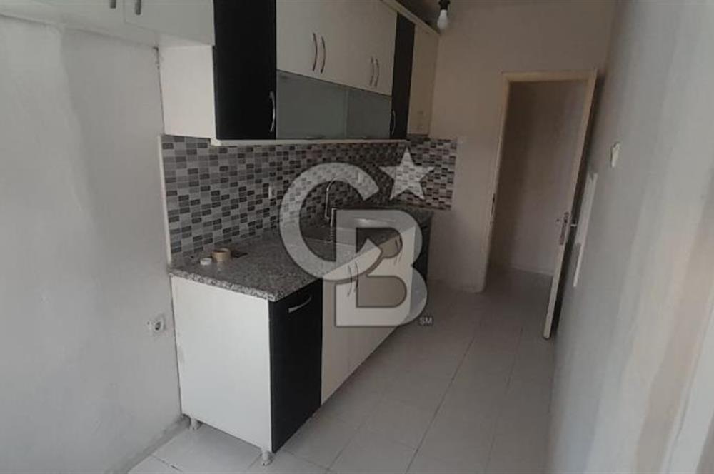 KARŞIYAKA TUNA MAHALLESİ'NDE MERKEZİ KONUMDA SATILIK 2+1 DAİRE