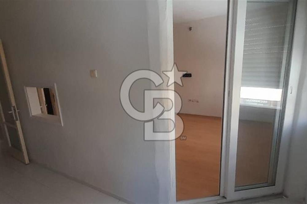 KARŞIYAKA TUNA MAHALLESİ'NDE MERKEZİ KONUMDA SATILIK 2+1 DAİRE
