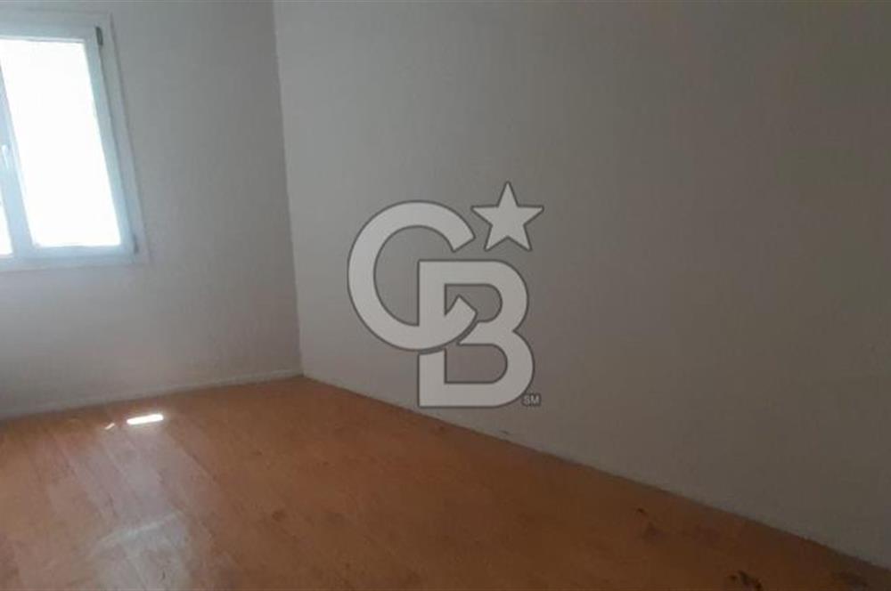 KARŞIYAKA TUNA MAHALLESİ'NDE MERKEZİ KONUMDA SATILIK 2+1 DAİRE