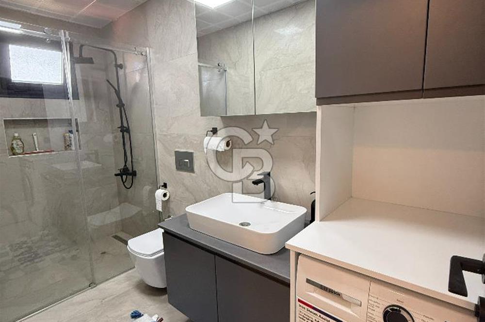 AKARCA PLAJINA YÜRÜME MESAFESİNDE HAVUZLU, 3+1 SATILIK VİLLA