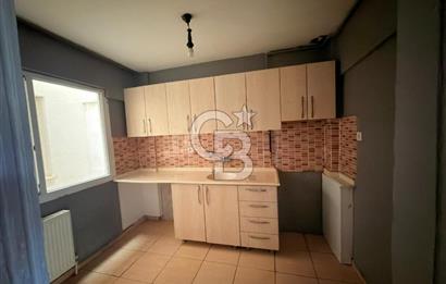 BORNOVA ATATÜRK MAHALLESİNDE KİRALIK DOĞALGAZLI 3+1 DAİRE