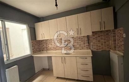 BORNOVA ATATÜRK MAHALLESİNDE KİRALIK DOĞALGAZLI 3+1 DAİRE