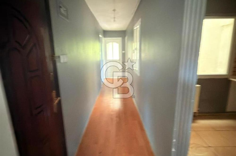 BORNOVA ATATÜRK MAHALLESİNDE KİRALIK DOĞALGAZLI 3+1 DAİRE