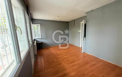 BORNOVA ATATÜRK MAHALLESİNDE KİRALIK DOĞALGAZLI 3+1 DAİRE