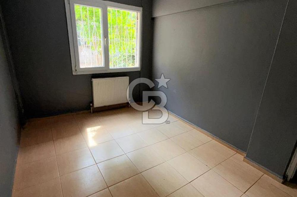BORNOVA ATATÜRK MAHALLESİNDE KİRALIK DOĞALGAZLI 3+1 DAİRE