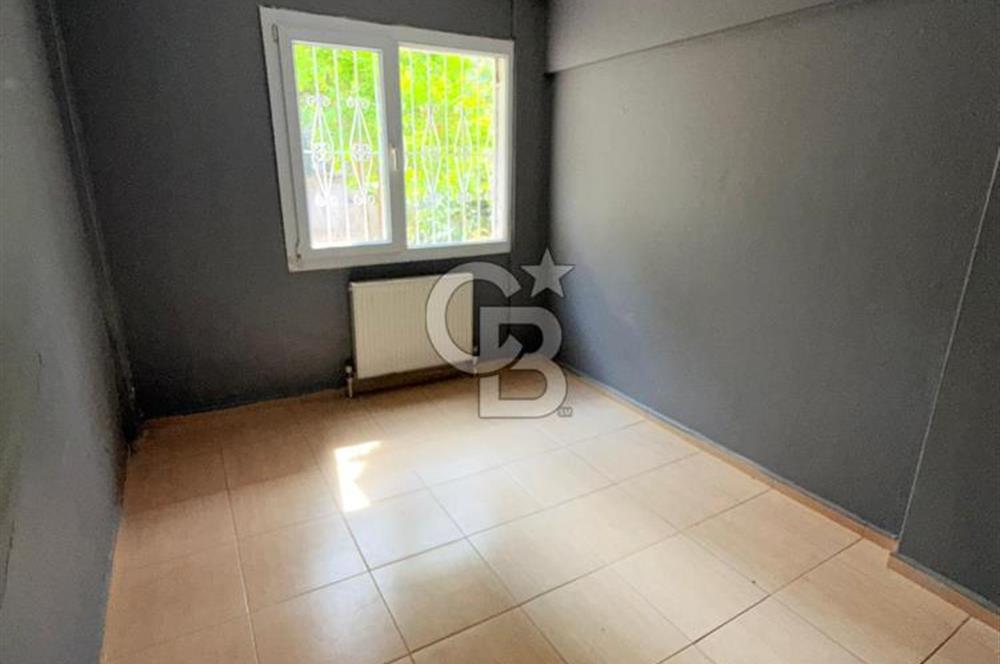 BORNOVA ATATÜRK MAHALLESİNDE KİRALIK DOĞALGAZLI 3+1 DAİRE